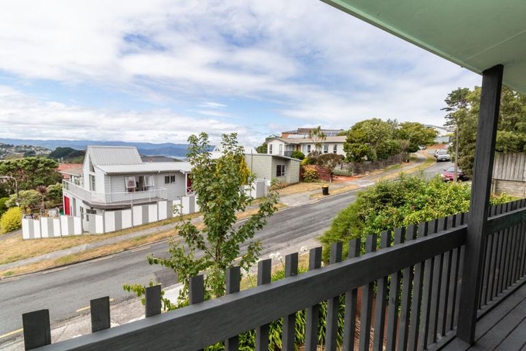 Photo of property in 11 Nalanda Crescent, Broadmeadows, Wellington, 6035