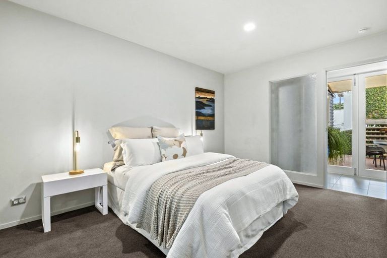Photo of property in 60a Saint Georges Bay Road, Parnell, Auckland, 1052