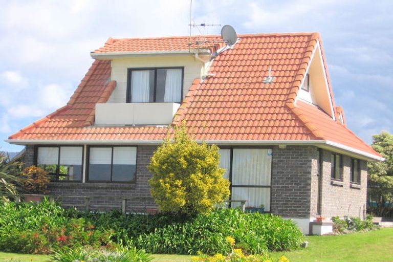 Photo of property in 103 Pipi Road, Whangamata, 3620