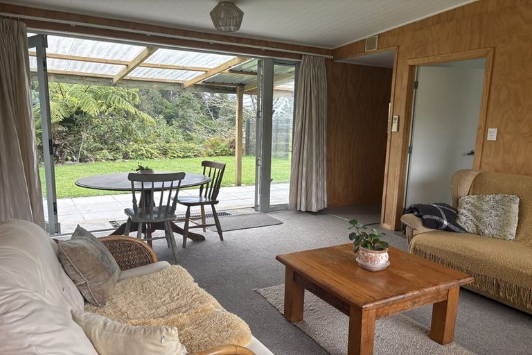 Photo of property in 280 Koru Road, Koru, New Plymouth, 4374