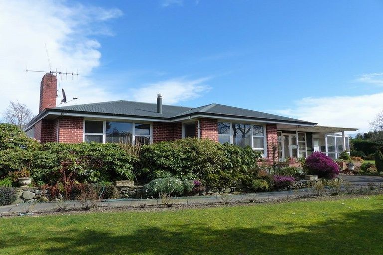 Photo of property in 76 Rhodes Street, Waimate, 7924
