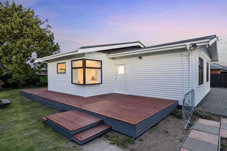 Photo of property in 335 Breezes Road, Aranui, Christchurch, 8061