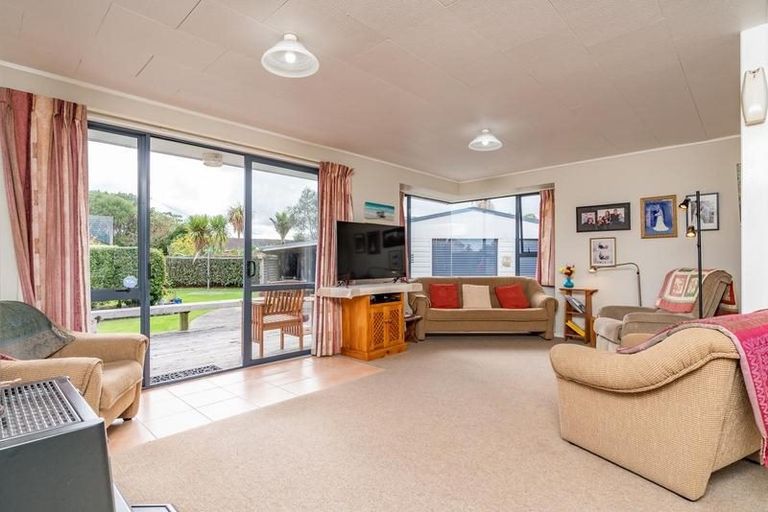 Photo of property in 1a Ferry Road, Waipu, 0510