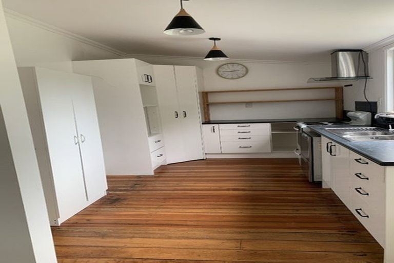 Photo of property in 20 Bridge Street, Eketahuna, 4900