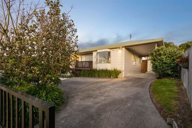 Photo of property in 30a Captain Scott Road, Glen Eden, Auckland, 0602