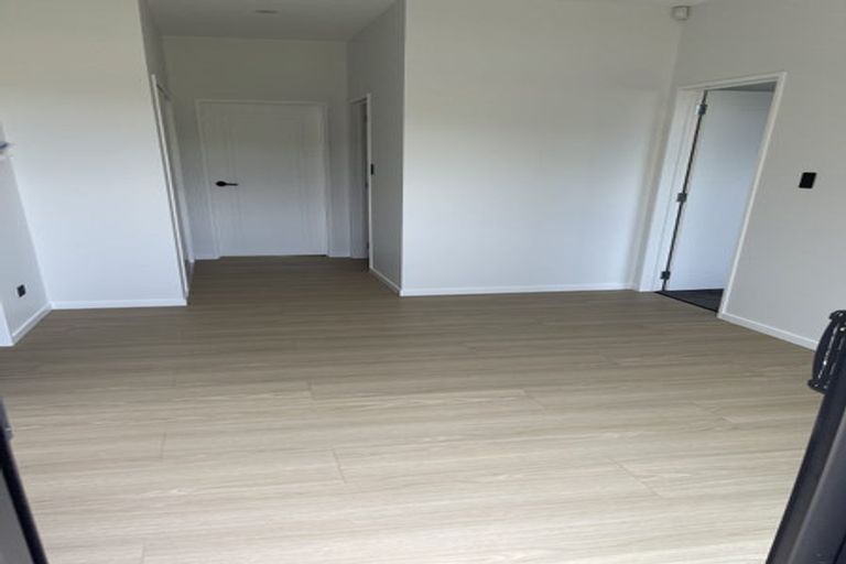 Photo of property in 10 Rongoa Maori Way, Pukekohe, 2120