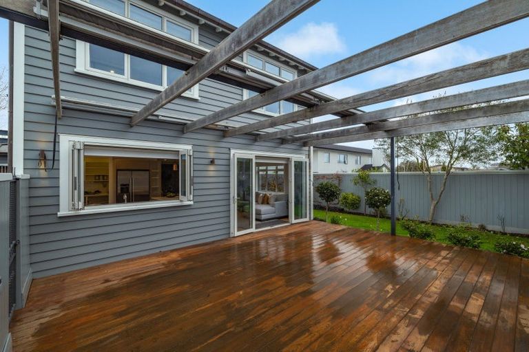 Photo of property in 42 Normans Road, Strowan, Christchurch, 8052