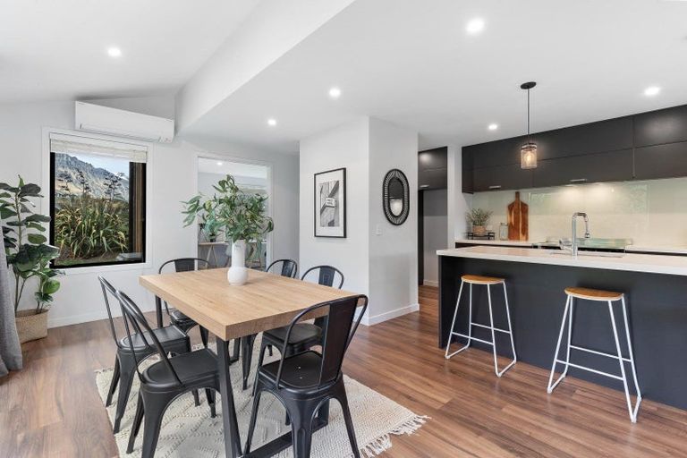 Photo of property in 6 Appin Court, Jacks Point, Queenstown, 9371