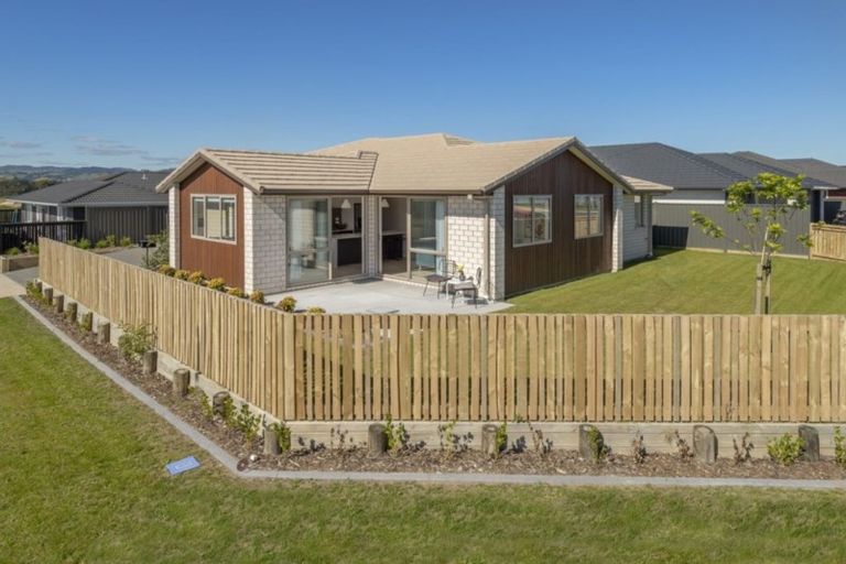 Photo of property in 3 Blacklock Road, Pyes Pa, Tauranga, 3112