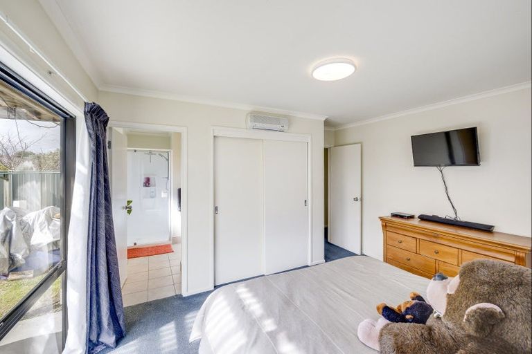 Photo of property in 6 Prestige Place, Flaxmere, Hastings, 4120