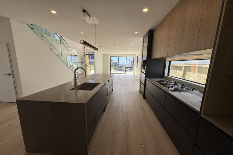 Photo of property in 36 Bremner Ridge Street, Flat Bush, 2019
