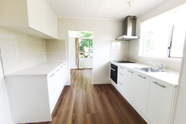 Photo of property in 95 Thompson Terrace, Manurewa, Auckland, 2102