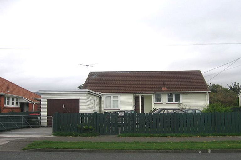 Photo of property in 196 Oxford Terrace, Avalon, Lower Hutt, 5011