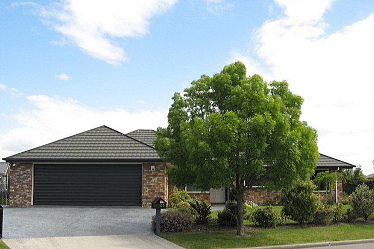 Photo of property in 56 Rowse Street, Rangiora, 7400