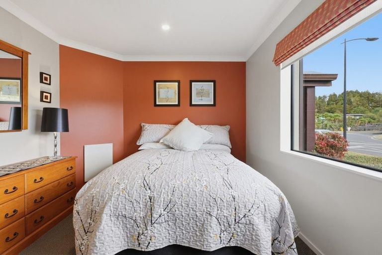 Photo of property in 110 Reynolds Road, Pukekohe, 2120