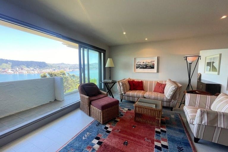 Photo of property in Beau Port Apartments, 30 The Crescent, Roseneath, Wellington, 6011