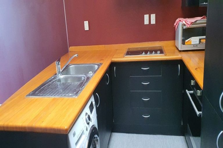 Photo of property in 2/59 Cambridge Terrace, Te Aro, Wellington, 6011