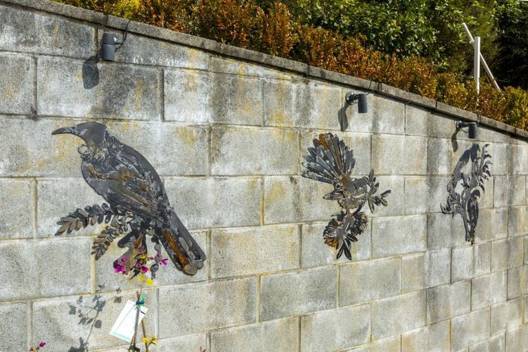 Photo of property in 6 Hobbit Lane, Pinehaven, Upper Hutt, 5371