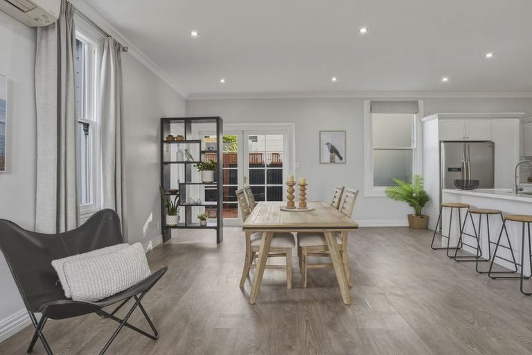 Photo of property in 7 Mosgiel Street, Mornington, Dunedin, 9011