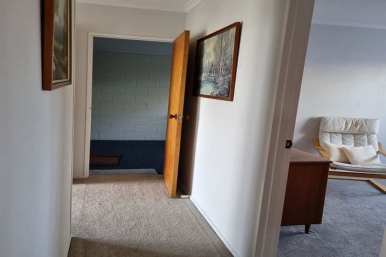 Photo of property in 3 Nursery Place, Westown, New Plymouth, 4310