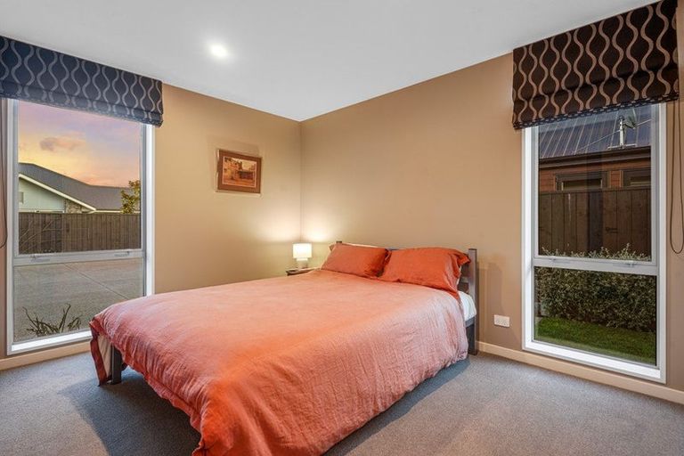 Photo of property in 12 Gerard Place, Rangiora, 7400