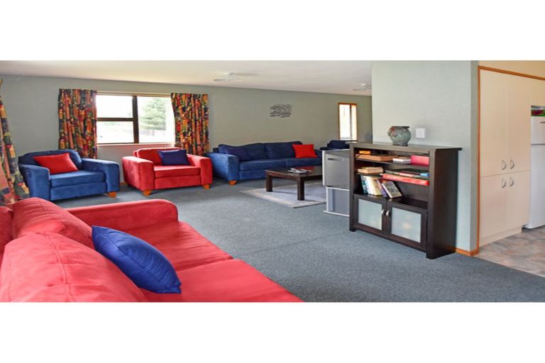 Photo of property in 11 Saint Cuthbert Place, Omarama, 9412