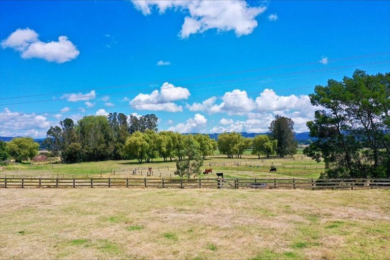 Photo of property in 302b Kawerau Road, Putauaki, Whakatane, 3192