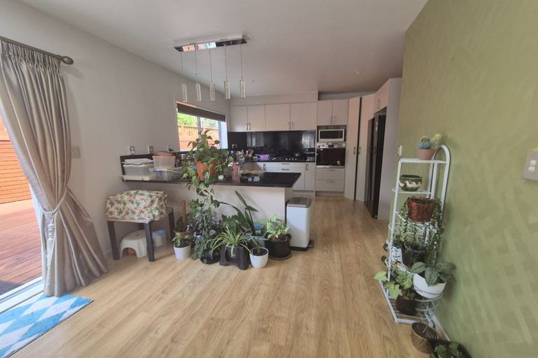 Photo of property in 36 Albrecht Avenue, Mount Roskill, Auckland, 1041