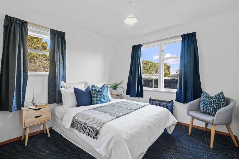 Photo of property in 61 Hillary Crescent, Upper Riccarton, Christchurch, 8041