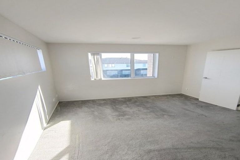 Photo of property in 75 Rosewell Crescent, Flat Bush, Auckland, 2019