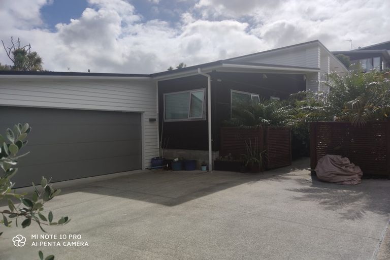 Photo of property in 91a Hebron Road, Waiake, Auckland, 0630