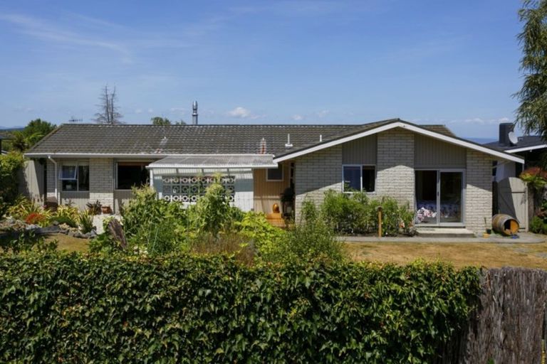 Photo of property in 66 Kurupae Road, Hilltop, Taupo, 3330