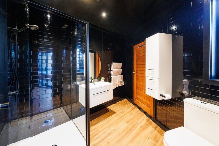 Photo of property in 5 Te Kiri Street, Himatangi Beach, Foxton, 4891