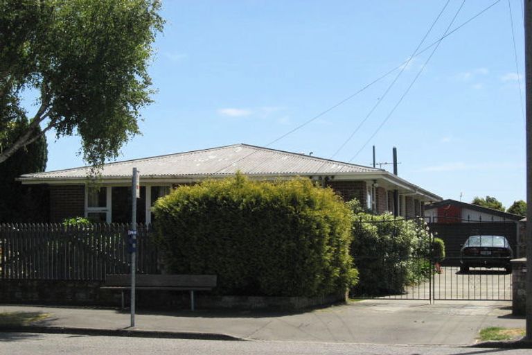 Photo of property in 22 Bentley Street, Russley, Christchurch, 8042