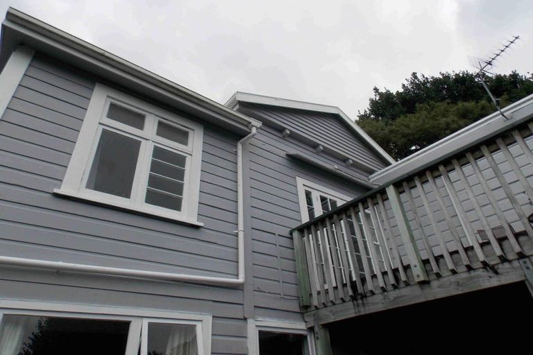 Photo of property in 119 Wadestown Road, Wadestown, Wellington, 6012