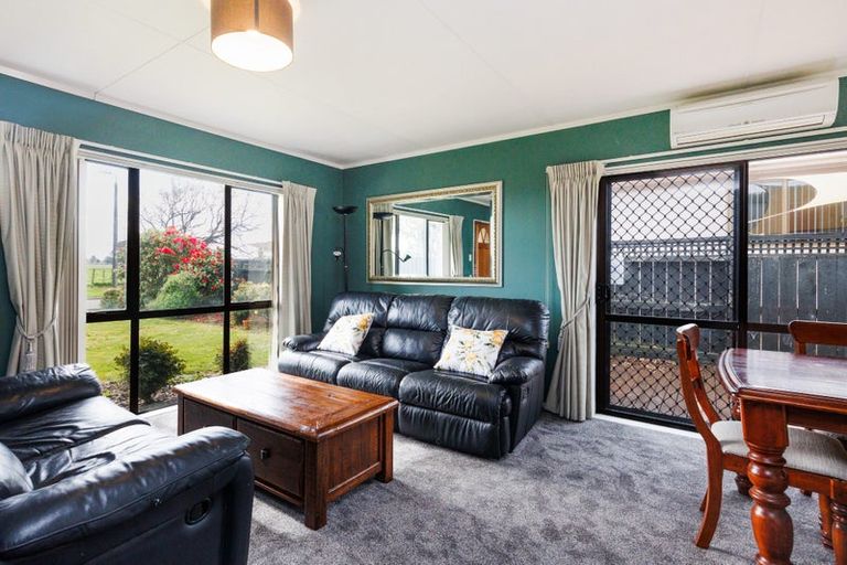 Photo of property in 5 Leander Place, Milson, Palmerston North, 4414
