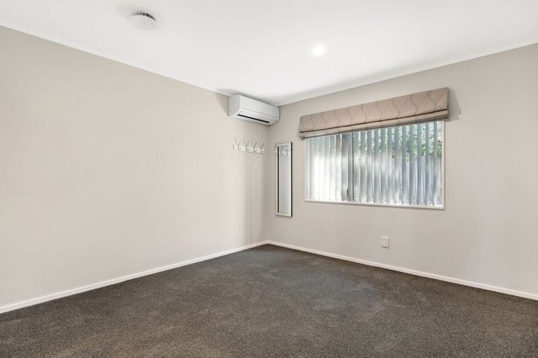 Photo of property in 16 Frisken Place, Lynmore, Rotorua, 3010