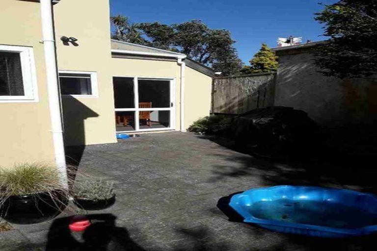 Photo of property in 1/196 Dowse Drive, Maungaraki, Lower Hutt, 5010