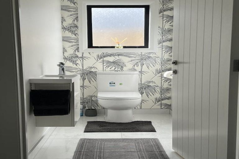 Photo of property in 99c Linton Street, West End, Palmerston North, 4410