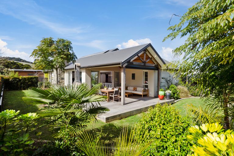 Photo of property in 13 Awanui Crescent, Matakana, Warkworth, 0985