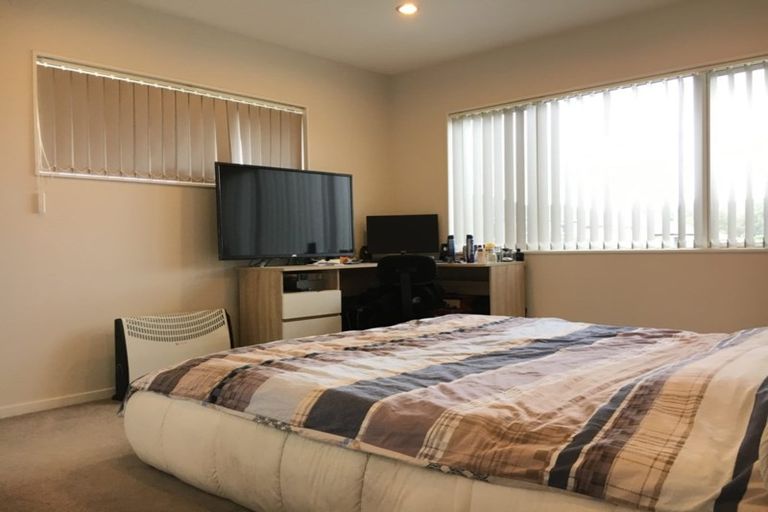 Photo of property in 76 Castlederg Drive, Flat Bush, Auckland, 2019