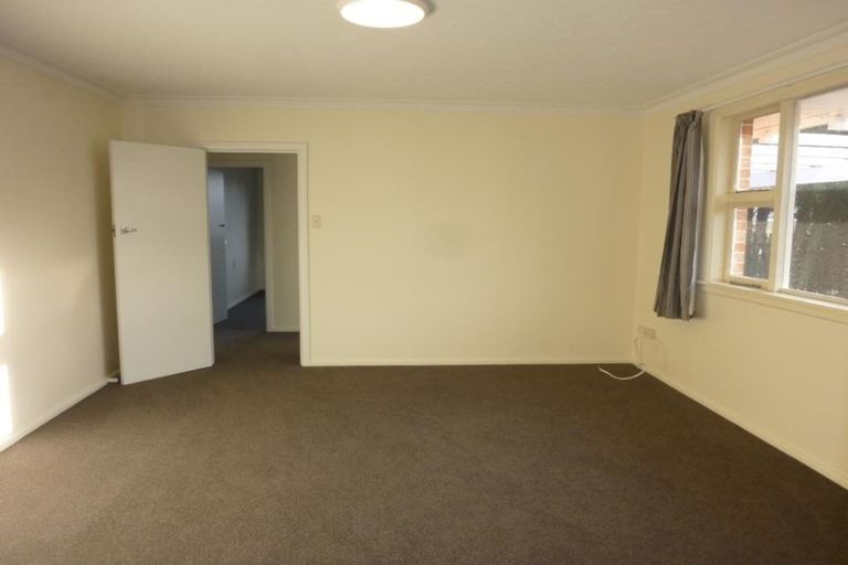 Photo of property in 18 Staveley Street, Avonhead, Christchurch, 8042
