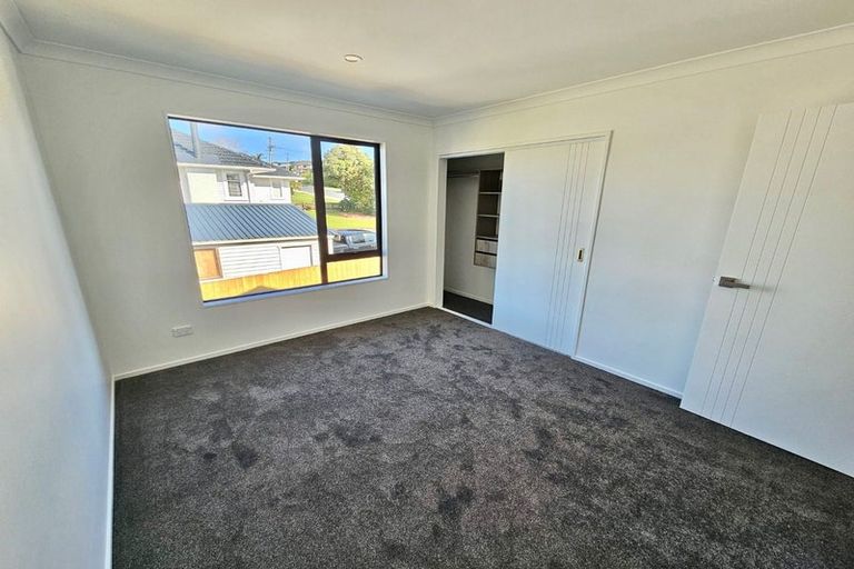 Photo of property in 65a Tiroroa Avenue, Te Atatu South, Auckland, 0610