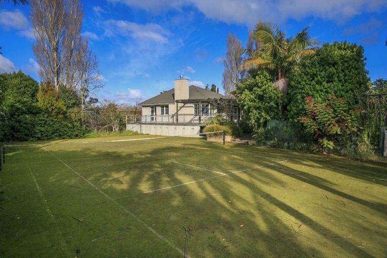 Photo of property in 211 Lake Road, Belmont, Auckland, 0622