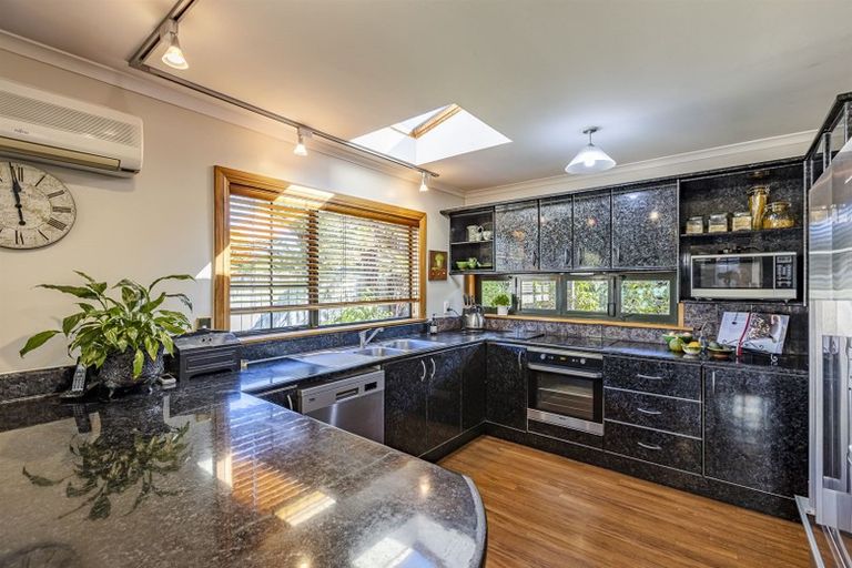 Photo of property in 222 Victoria Avenue, Hokowhitu, Palmerston North, 4410