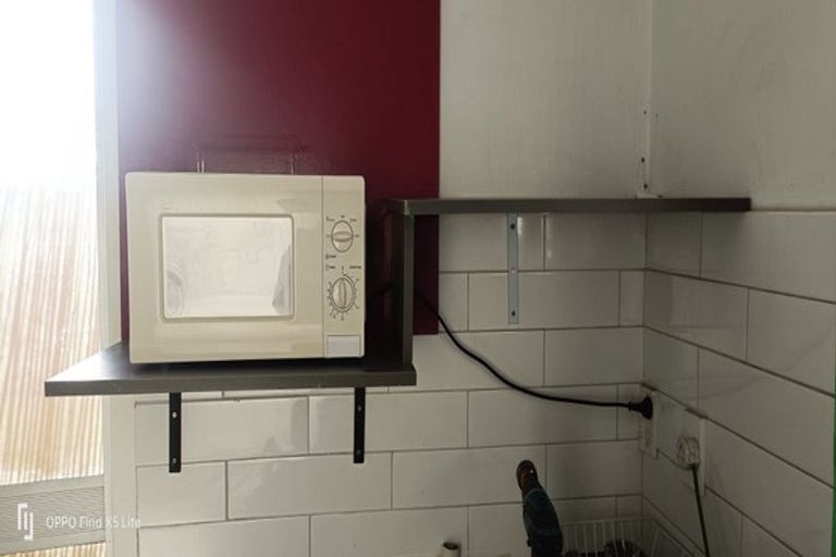 Photo of property in 15 Peach Road, Glenfield, Auckland, 0629