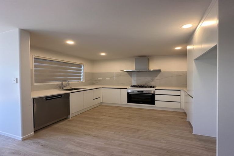 Photo of property in 2/205 Sunnynook Road, Wairau Valley, Auckland, 0627