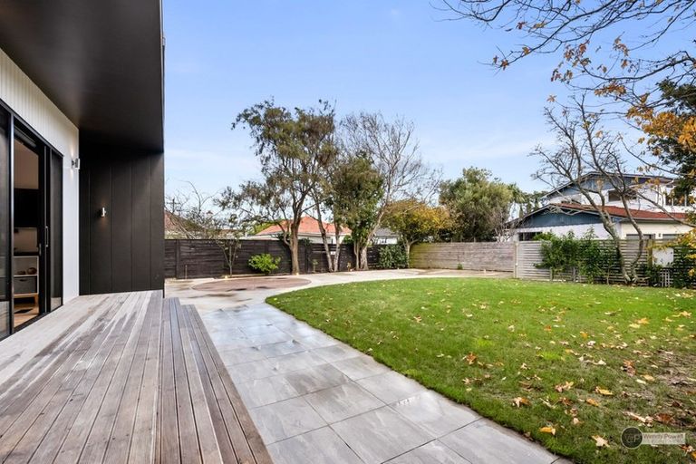 Photo of property in 28 Orr Crescent, Hutt Central, Lower Hutt, 5011