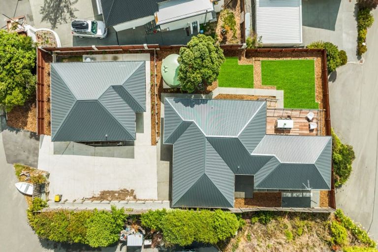 Photo of property in 223b Mount Pleasant Road, Mount Pleasant, Christchurch, 8081