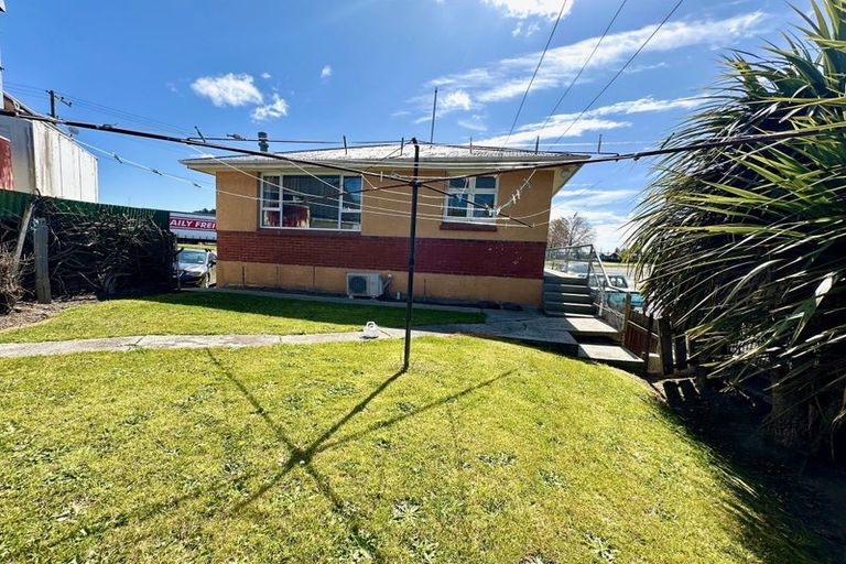 Photo of property in 2 Centennial Avenue, Balclutha, 9230